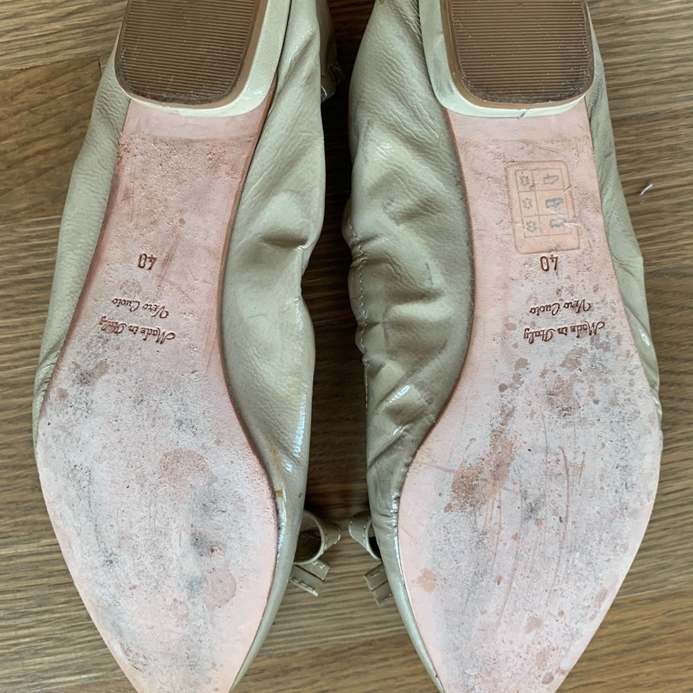 Butter Ballet Flats with bow accent - Picture 4 of 5
